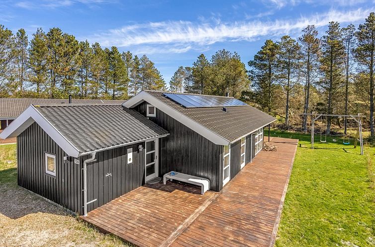Vakantiehuis "Rickmer" - 1.9km from the sea