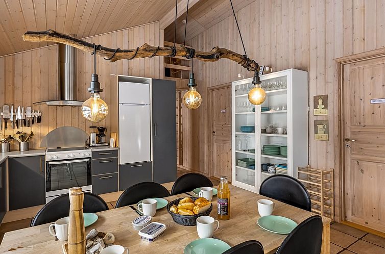 Vakantiehuis "Rickmer" - 1.9km from the sea