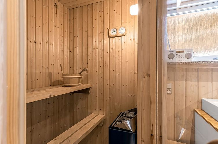 Vakantiehuis "Rickmer" - 1.9km from the sea
