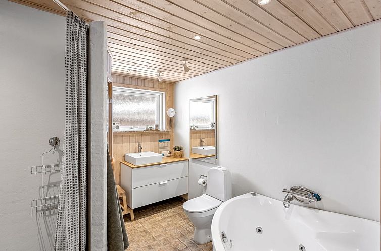 Vakantiehuis "Rickmer" - 1.9km from the sea