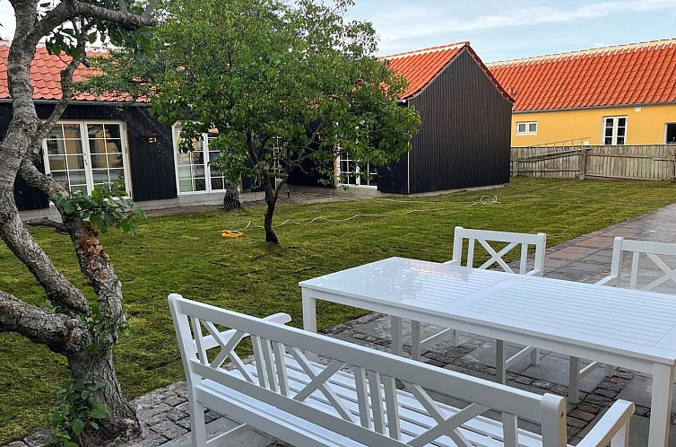 Appartement "Skrollan" - 100m from the sea