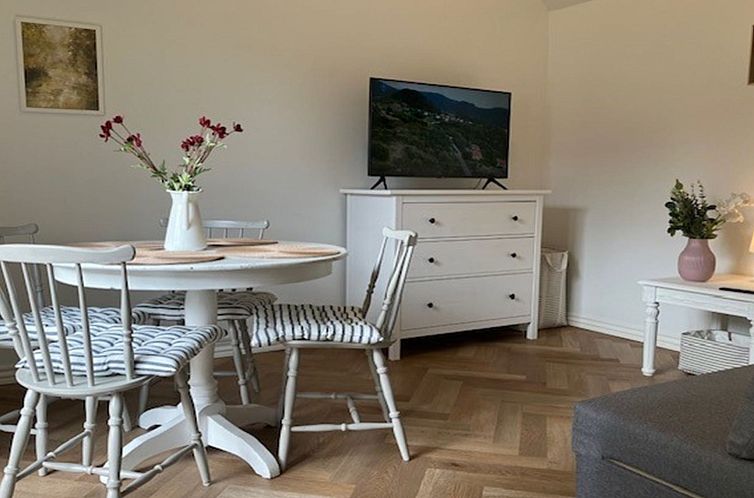 Appartement "Skrollan" - 100m from the sea