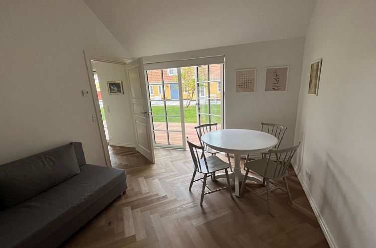 Appartement "Skrollan" - 100m from the sea