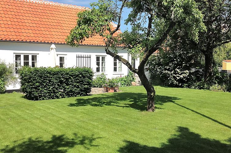 Vakantiehuis "Tede" - 300m from the sea