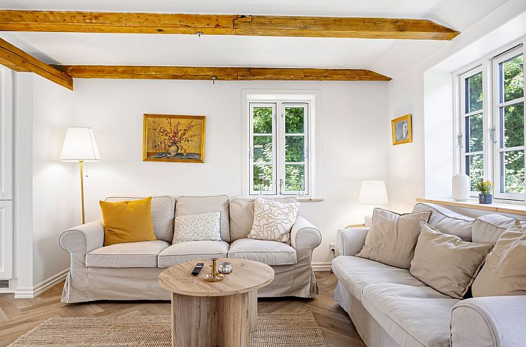 Vakantiehuis "Karmen" - 100m from the sea