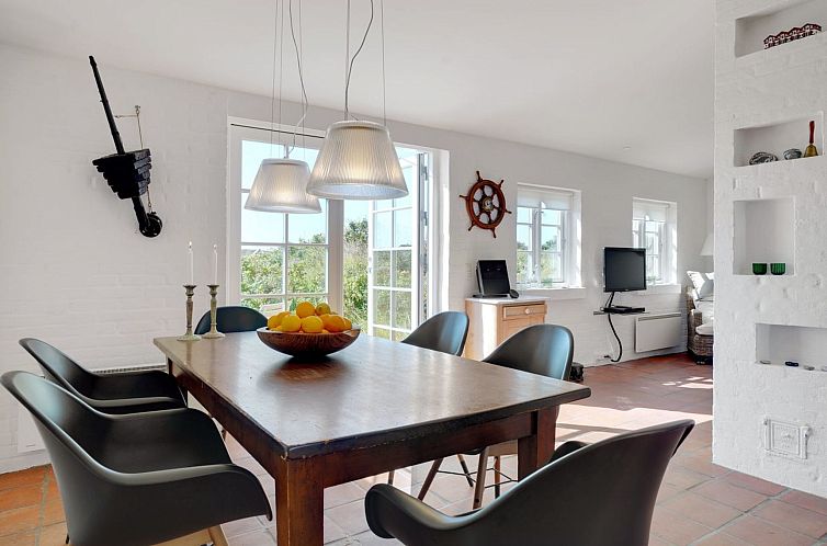 Vakantiehuis "Jantje" - 500m from the sea