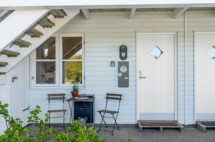 Appartement "Cilla" - 1km from the sea