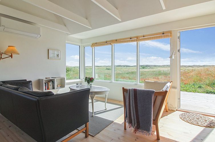 Vakantiehuis "Helga" - 800m from the sea