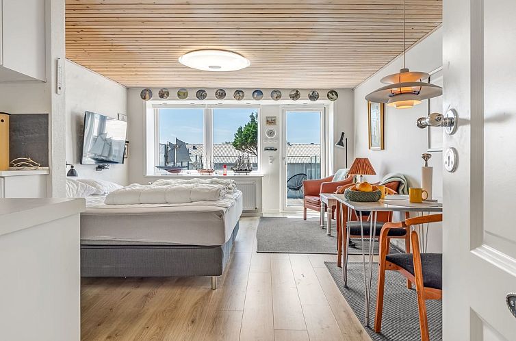 Appartement "Økil" - 2km from the sea