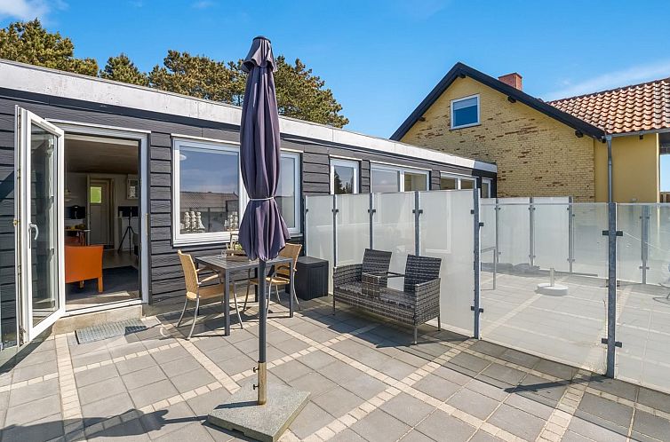 Appartement "Økil" - 2km from the sea