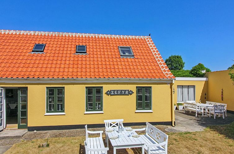 Vakantiehuis "Svenger" - 350m from the sea