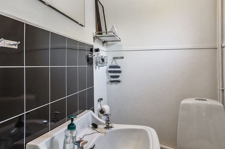 Vakantiehuis "Svenger" - 350m from the sea