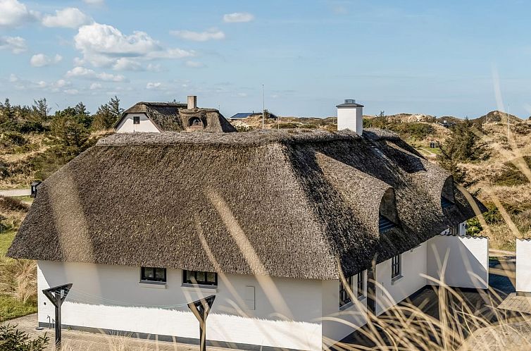 Vakantiehuis "Dorit" - 450m from the sea