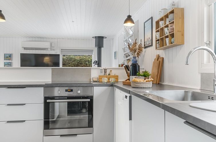 Vakantiehuis "Steinunn" - 2.9km from the sea