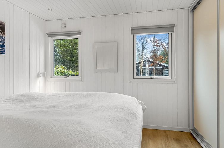 Vakantiehuis "Steinunn" - 2.9km from the sea
