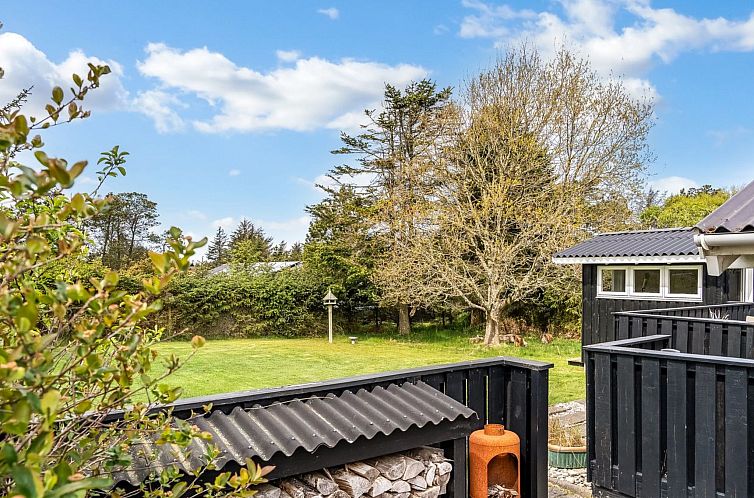 Vakantiehuis "Gunhilde" - 1.2km from the sea