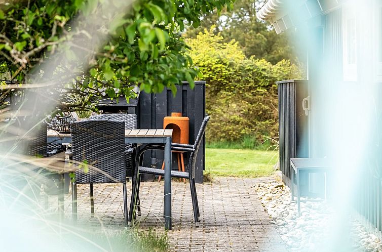 Vakantiehuis "Gunhilde" - 1.2km from the sea