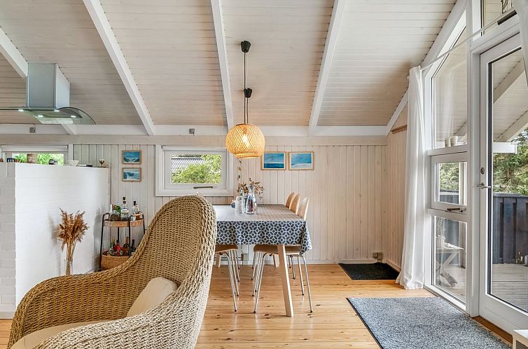 Vakantiehuis "Gunhilde" - 1.2km from the sea