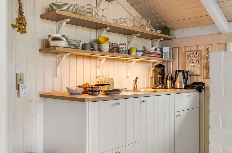 Vakantiehuis "Gunhilde" - 1.2km from the sea