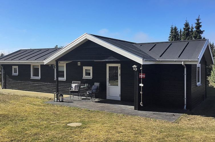 Vakantiehuis "Bylgja" - 1.7km from the sea