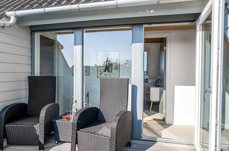 Vakantiehuis "Isabel" - 600m from the sea