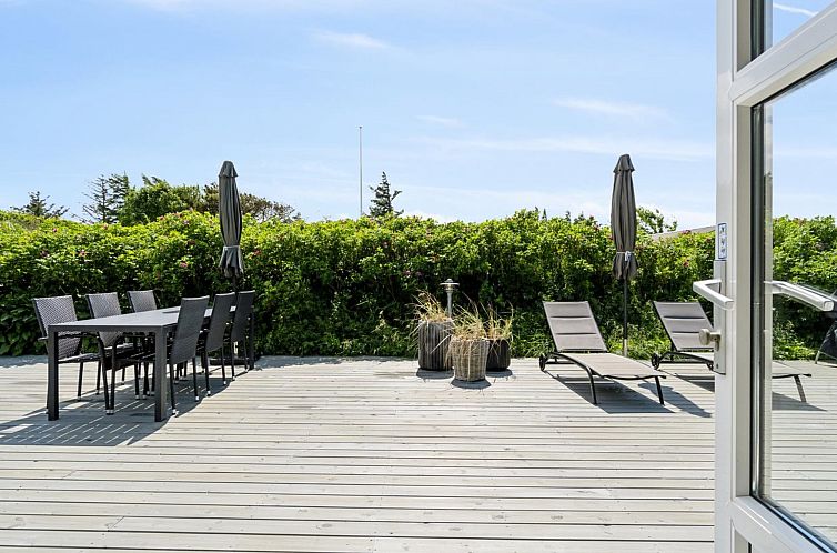 Vakantiehuis "Athina" - 200m from the sea