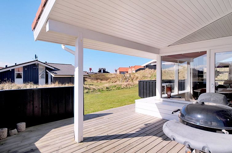 Vakantiehuis "Nedelko" - 250m from the sea