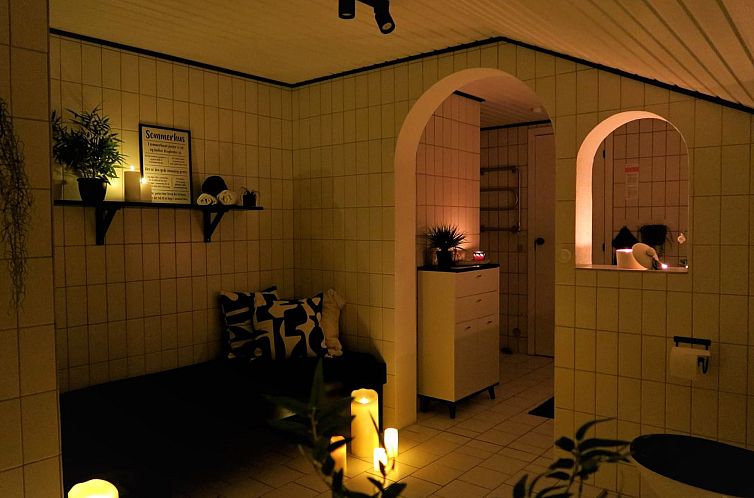 Vakantiehuis "Elayne" - 3km from the sea