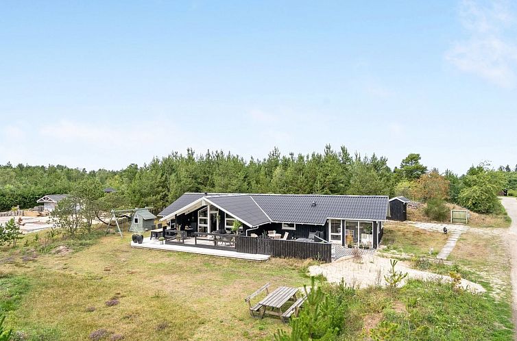 Vakantiehuis "Elayne" - 3km from the sea
