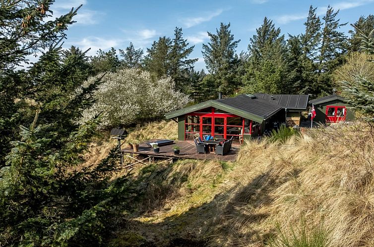 Vakantiehuis "Nimrod" - 800m from the sea