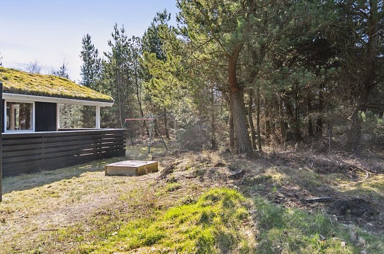 Vakantiehuis "Eriksine" - 1.9km from the sea