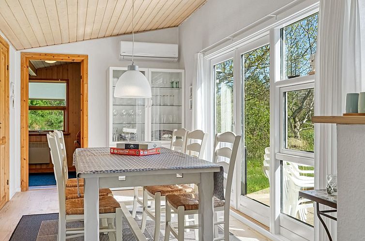 Vakantiehuis "Rieke" - 2km from the sea