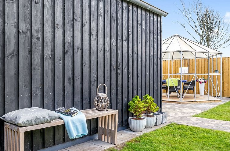 Vakantiehuis "Sulo" - 300m from the sea