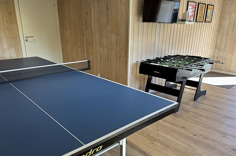 Vakantiehuis "Gunborg" - 2.5km from the sea