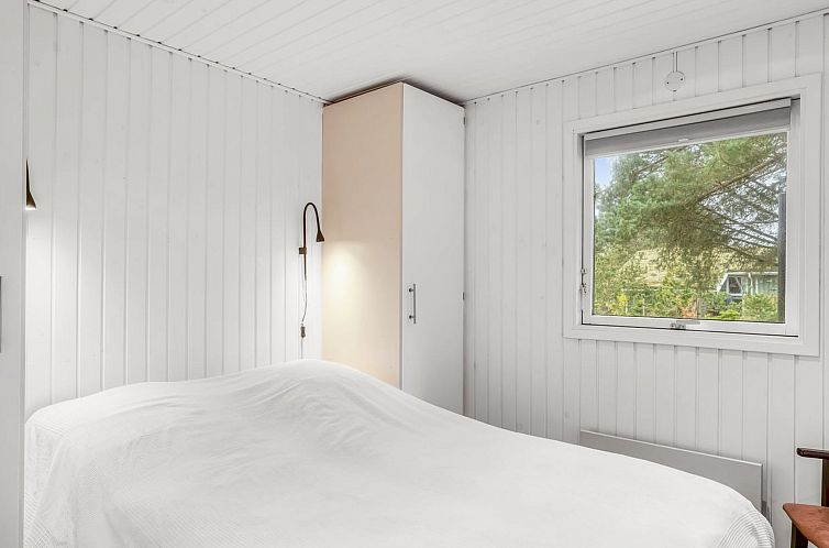 Vakantiehuis "Birghir" - 1.5km from the sea