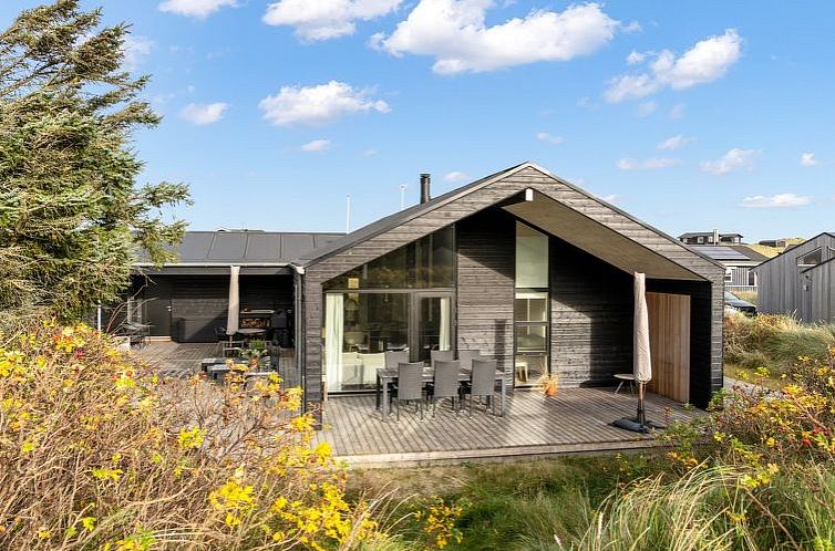 Vakantiehuis "Thorfin" - 300m from the sea