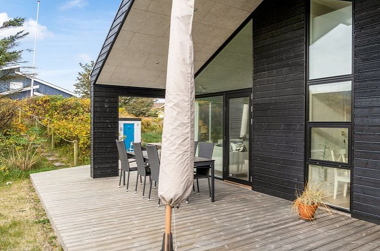 Vakantiehuis "Thorfin" - 300m from the sea