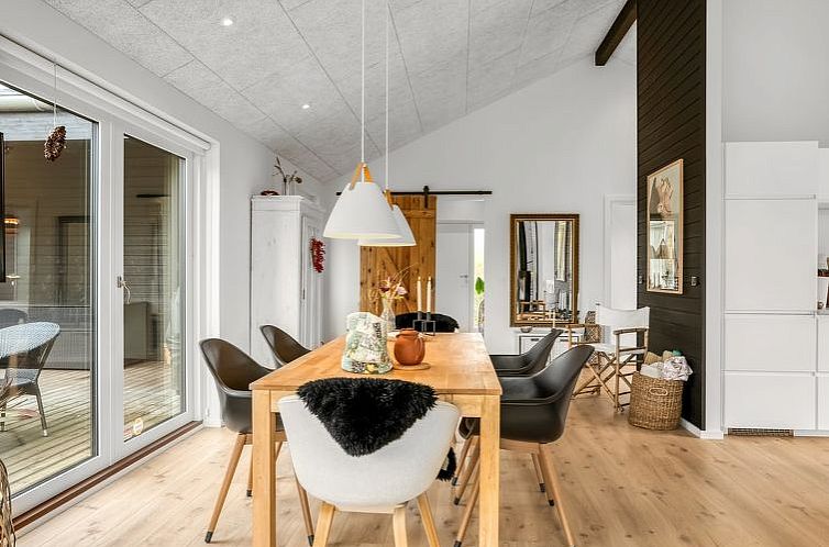 Vakantiehuis "Thorfin" - 300m from the sea