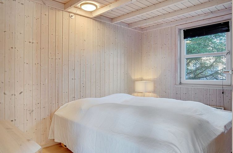 Vakantiehuis "Gun" - 450m from the sea