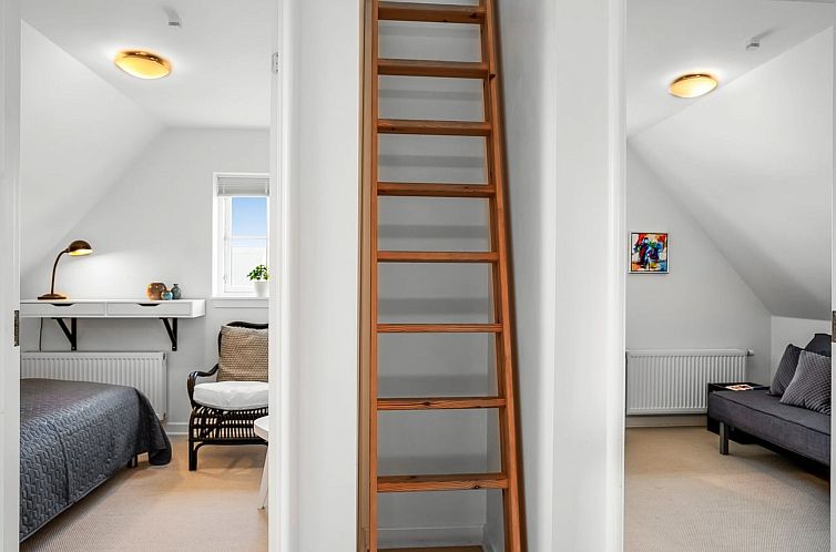 Vakantiehuis "Ingmarie" - 1km from the sea