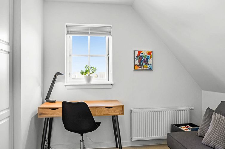 Vakantiehuis "Ingmarie" - 1km from the sea