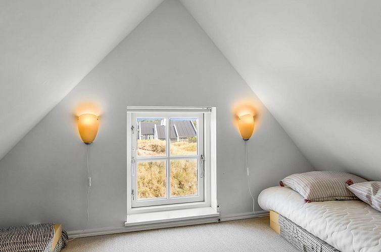 Vakantiehuis "Ingmarie" - 1km from the sea