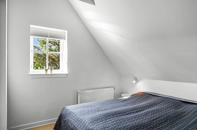 Vakantiehuis "Ingmarie" - 1km from the sea