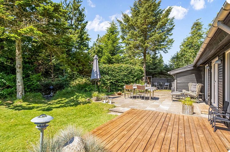 Vakantiehuis "Jenvold" - 1.5km from the sea