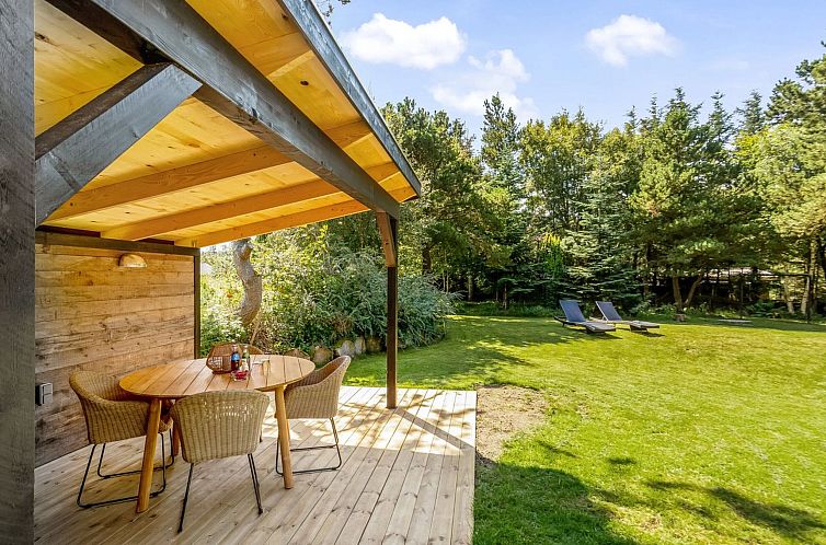 Vakantiehuis "Jenvold" - 1.5km from the sea