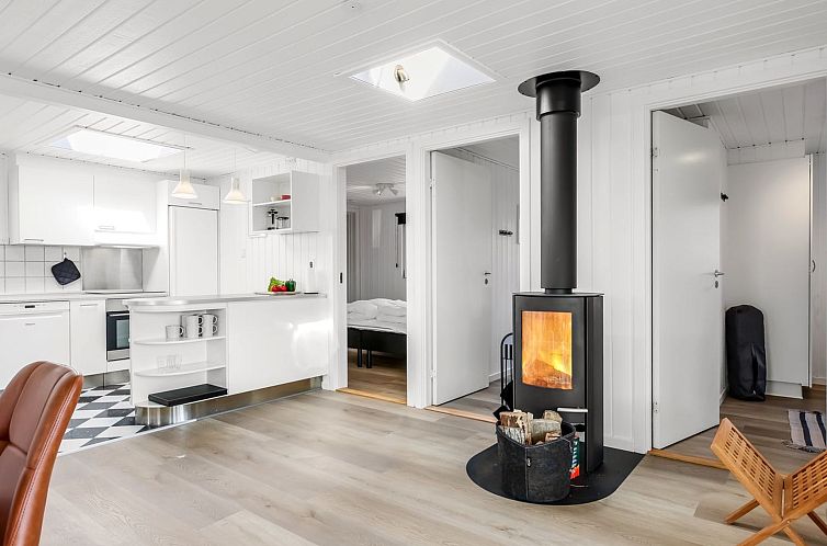 Vakantiehuis "Jenvold" - 1.5km from the sea