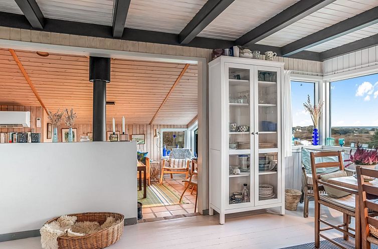 Vakantiehuis "Annemone" - 900m from the sea