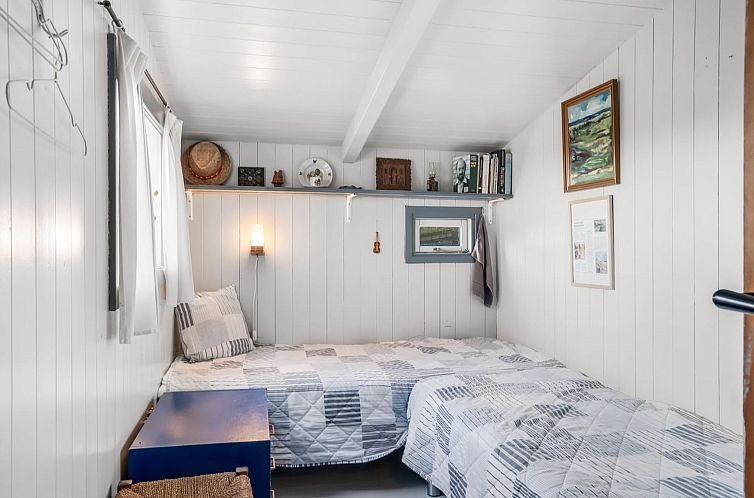 Vakantiehuis "Annemone" - 900m from the sea