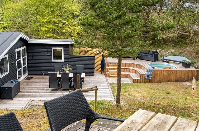 Vakantiehuis "Peadda" - 300m from the sea