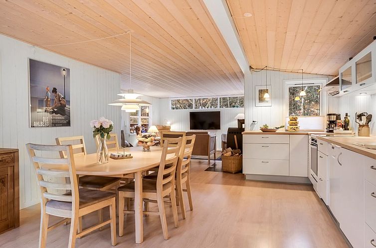 Vakantiehuis "Peadda" - 300m from the sea